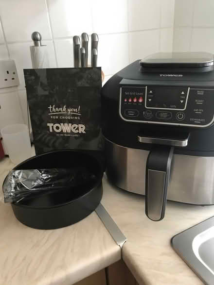 Photo of free Air Fryer with Crisp Grill (Buckland TQ12) #1