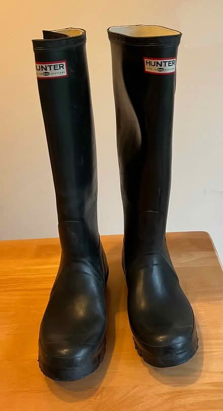 Photo of free Ladies Hunter Wellingtons size 40 (Witney OX28) #1