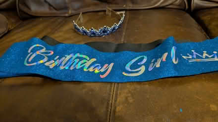 Photo of free Blue tiara and sash for birthdays (Clinton) #1