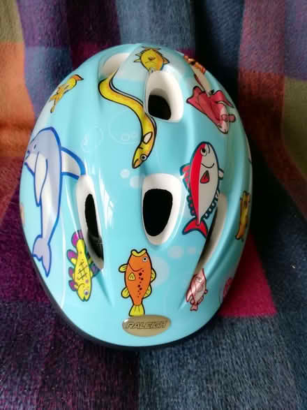 Photo of free Small Childs Adjustable Cycle/Skateboarding Safety Helmet, (Scriven HG5) #2