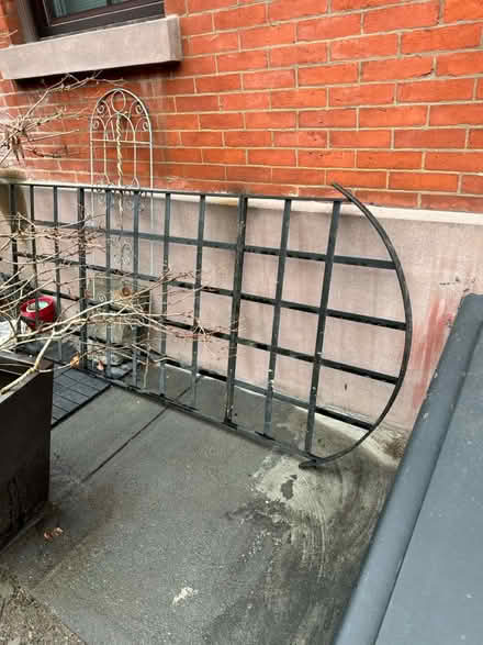 Photo of free Yard stuff (Brooklyn) #3