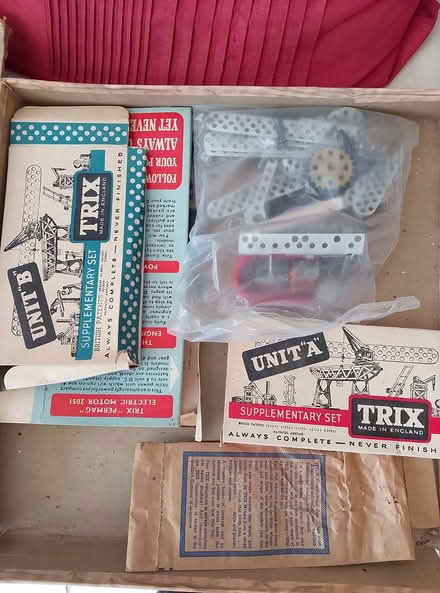 Photo of free old construction kit (waterlooville) #2