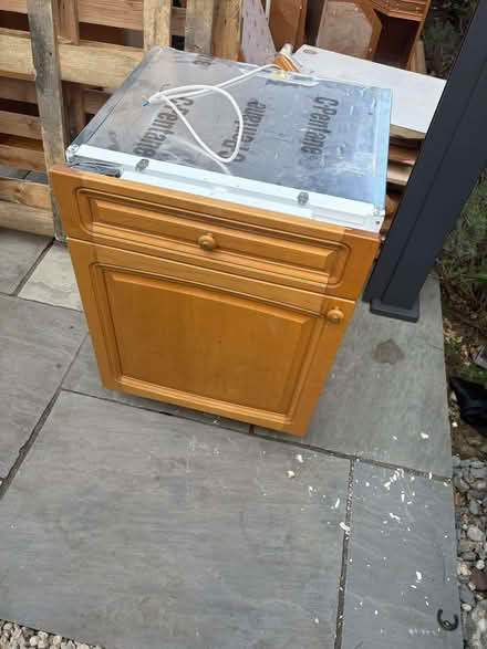 Photo of free Bosch under counter fridge (Purley on Thames RG8) #1
