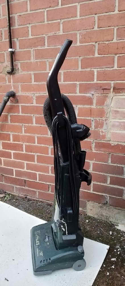 Photo of free Vacuum cleaner/Hover. (Broomhall S3) #2