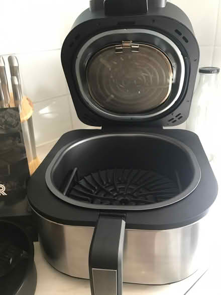 Photo of free Air Fryer with Crisp Grill (Buckland TQ12) #2