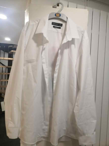 Photo of free Whate shirt (B16) #2