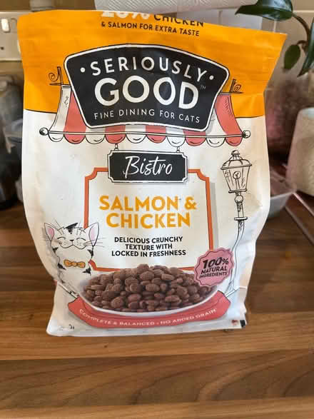 Photo of free Dry cat food (North Pole Road W10) #1