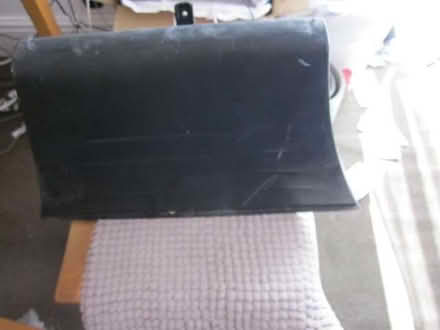 Photo of free Black metal dust pan for indoors or outdoors (Canonbury N1) #2