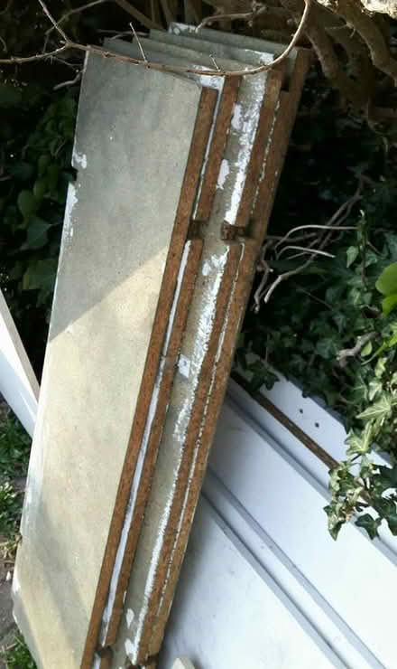 Photo of free various chipboard (Hillfields BS16) #2
