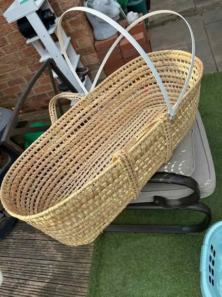 Photo of free Moses basket (Cold Harbour OX1) #1