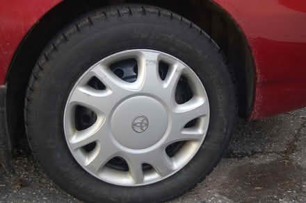 Photo of Toyota hubcap (Carlington east) #1