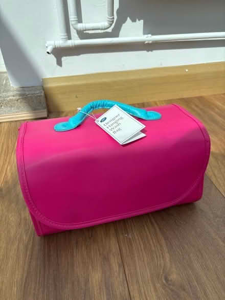 Photo of free Designer Hanging Wash Bag (West Malling ME19) #1