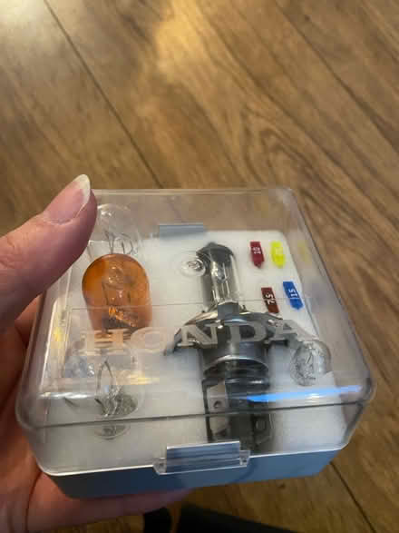Photo of free Honda light bulbs (Wimbledon Park SW19) #1