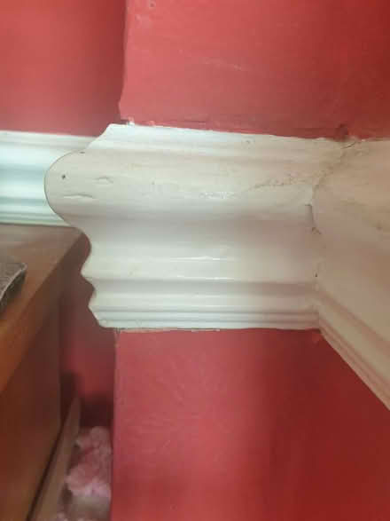 Photo of Dado rail & skirting board sections (Ipswich IP1) #1