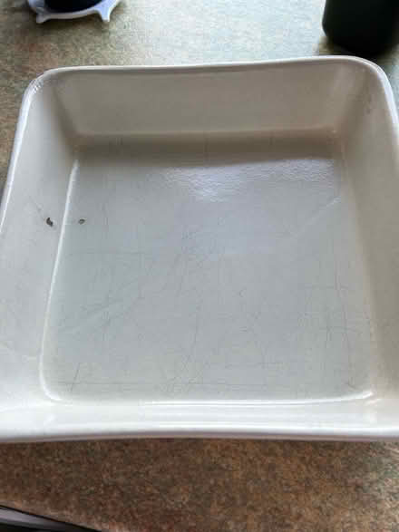 Photo of free white dish (Coxheath) #2