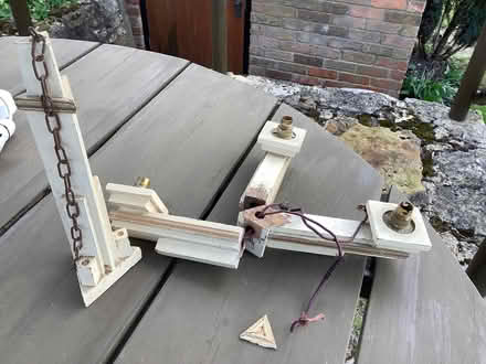 Photo of free 2 old pendant lights refurb (MK18 near Tingewick) #1