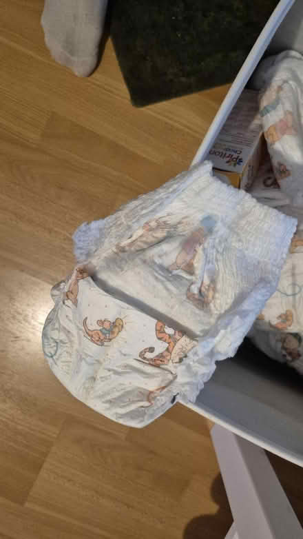 Photo of free ~50 Nappies size 5 (SW8 1an) #1