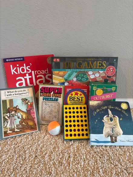 Photo of free Games and books (Hwy 76, Rancho Del Oro, O’side) #1