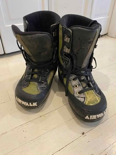 Photo of free snowboard boots, men's size 9 (NE Capitol Hill) #1
