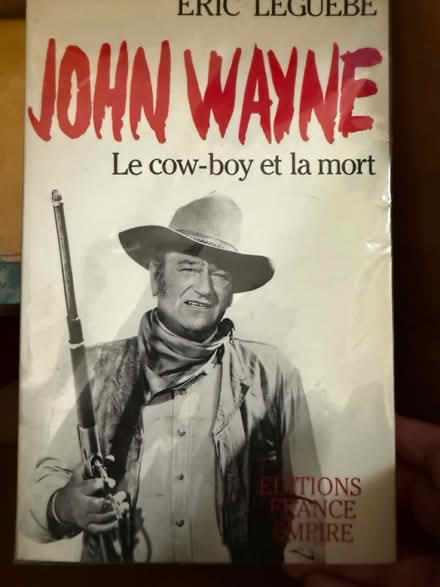 Photo of free John Wayne Book in French (Hangleton, Hove) #1