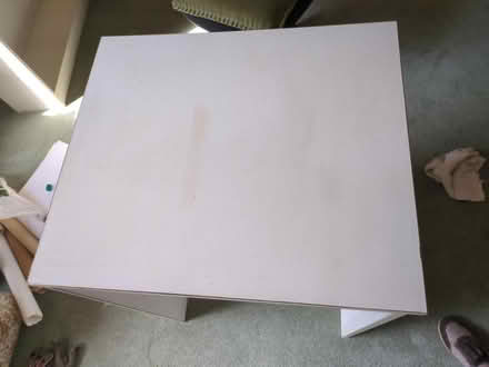 Photo of free White desk/table (small) (GU2 9UN) #3
