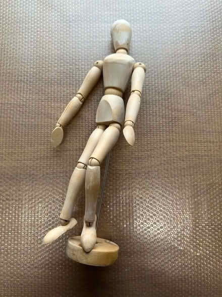 Photo of free Mini mannequin (Fairhaven FY8) #2