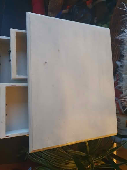 Photo of free Little side table (Ashbourne DE6) #3