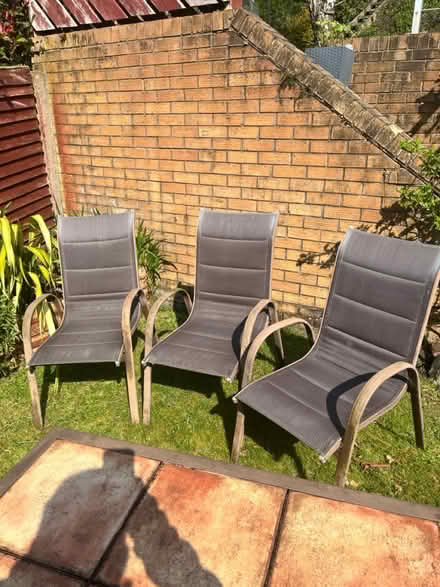 Photo of free Garden table & 3 chairs (BT8) #4