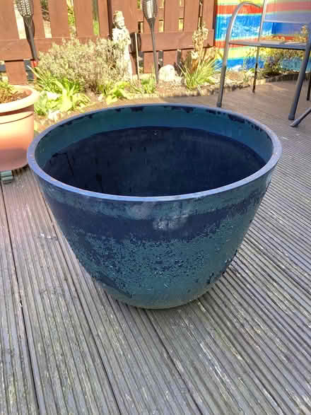 Photo of free Large plant pot (Westhill AB32) #1