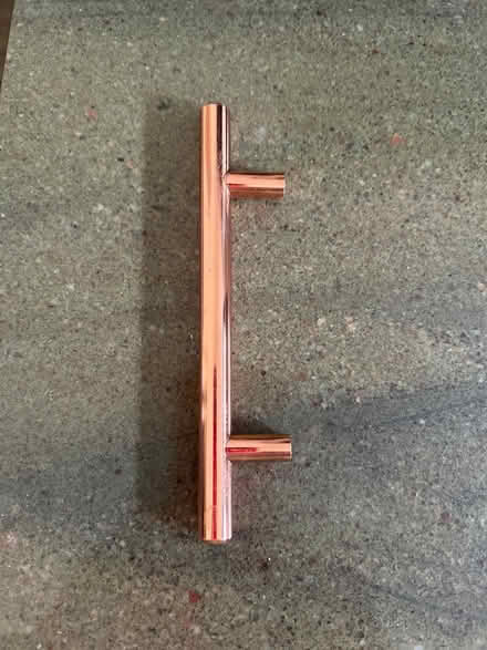 Photo of free Kitchen cupboard/drawer handles (TN8 7BN) #1