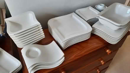 Photo of free Crockery cutlery kitchenware etc (LU2) #3