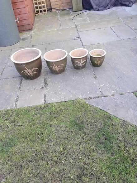 Photo of free 4 matching plant pots (Tarleton PR4) #1