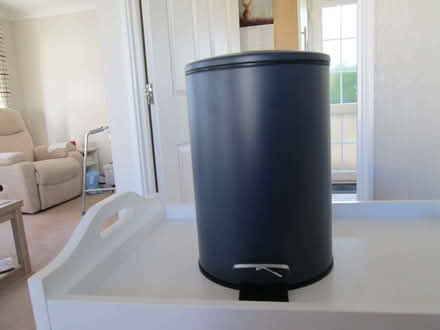 Photo of free metal small pedal bin (Braintree CM7) #1