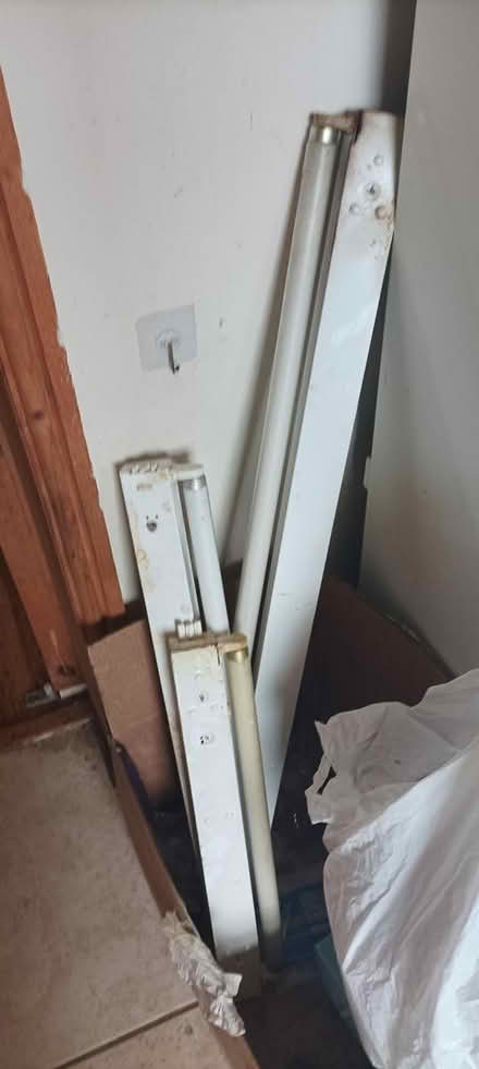 Photo of free Lights (Manchester M13) #1