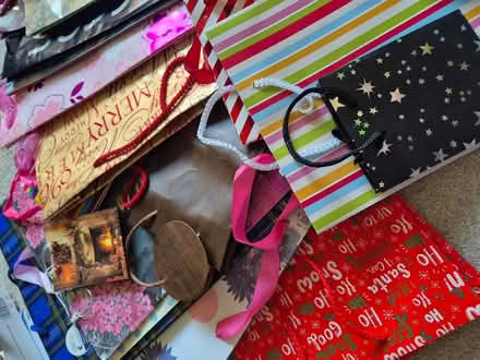 Photo of free Mixed bundle of bottle & gift bags (Eastbourne BN21) #2