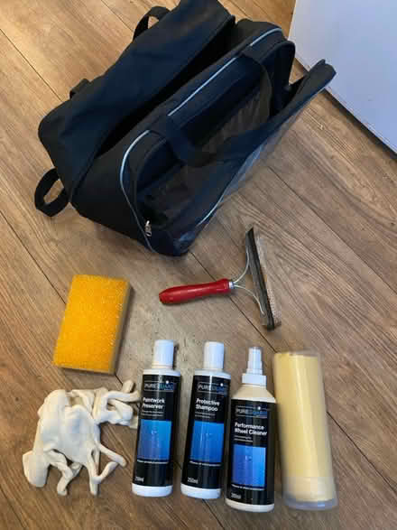Photo of free Car cleaning kit (Wimbledon Park SW19) #1