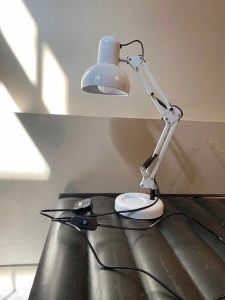 Photo of free White table lamp (SW1 Belgravia) #1