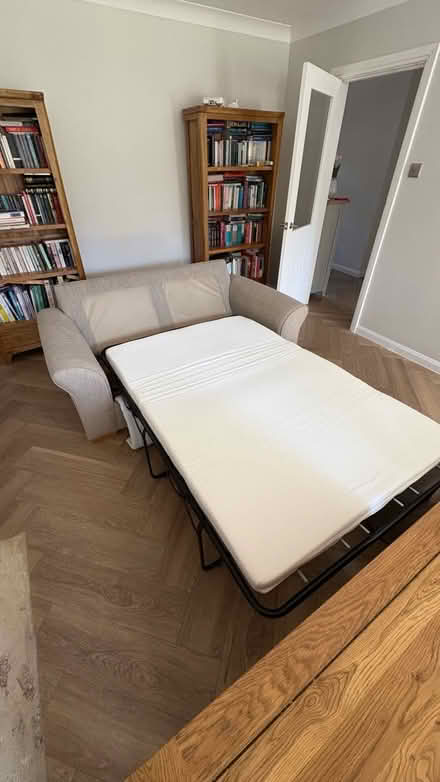 Photo of free Sofa / Sofabed (Finchampstead, RG40) #4