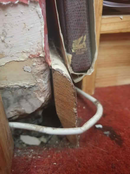 Photo of Dado rail & skirting board sections (Ipswich IP1) #3