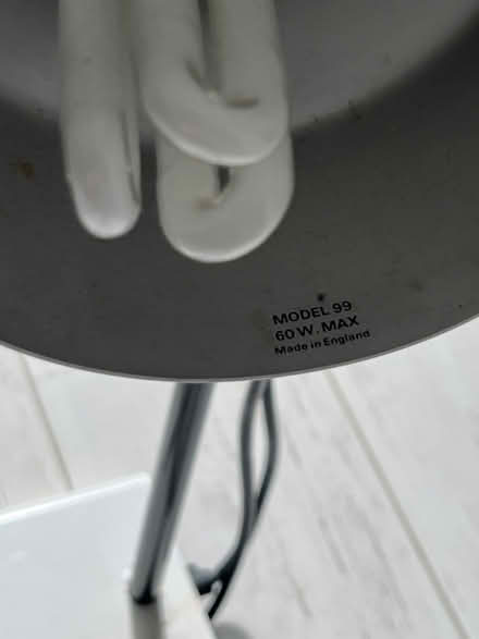 Photo of free White lamp (TN2) #2