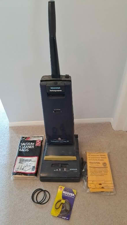 Photo of free Hoover vacuum cleaner (Wokingham RG40) #1