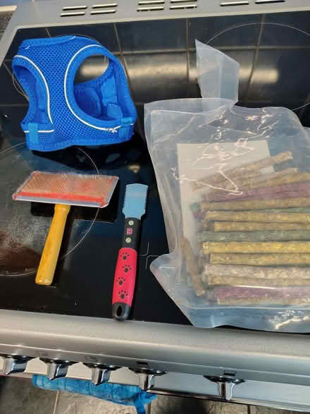 Photo of free Dog items (Herdings S14) #1