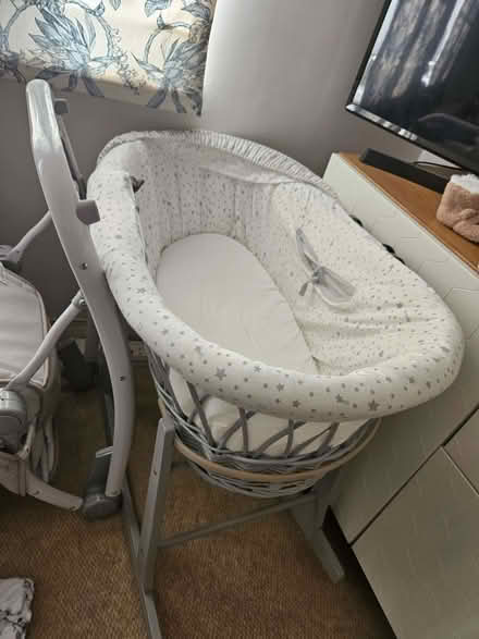 Photo of free Bassinet (Wheatley OX33) #2