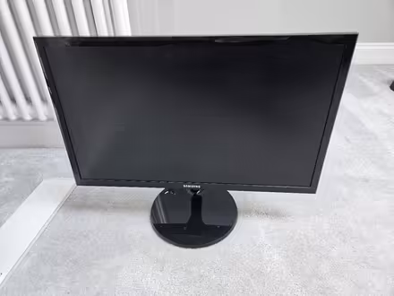 Photo of free Samsung monitor (SW2 5EU) #1