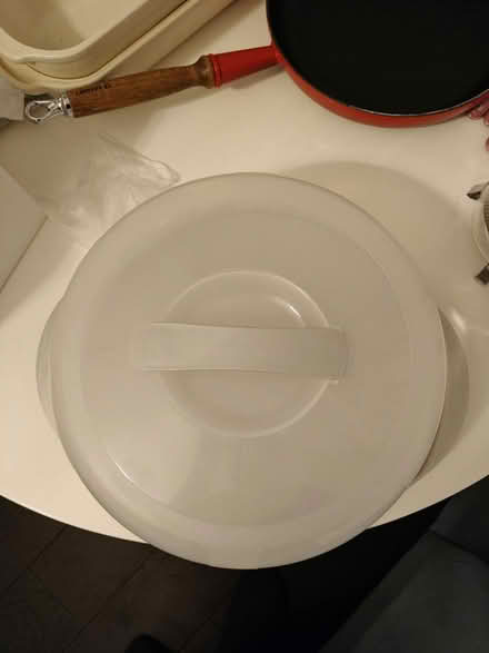 Photo of free Cake box (Winchmore Hill N21) #2