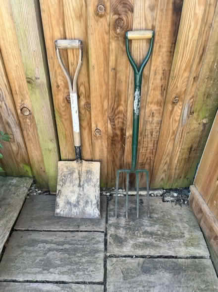 Photo of free Shovel & fork (Grove Rd Windsor SL4) #1