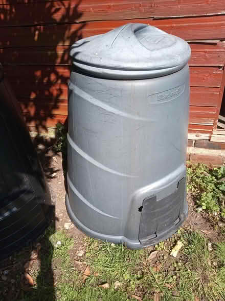 Photo of free Compost bins for garden (Lawnswood, Leeds LS16) #4