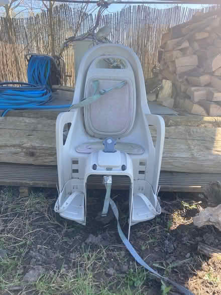 Photo of free Kids Bicycle Seat (Whitchurch on Thames RG8 7RA) #1