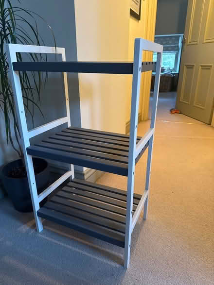 Photo of free Small shelving unit (NE22) #1
