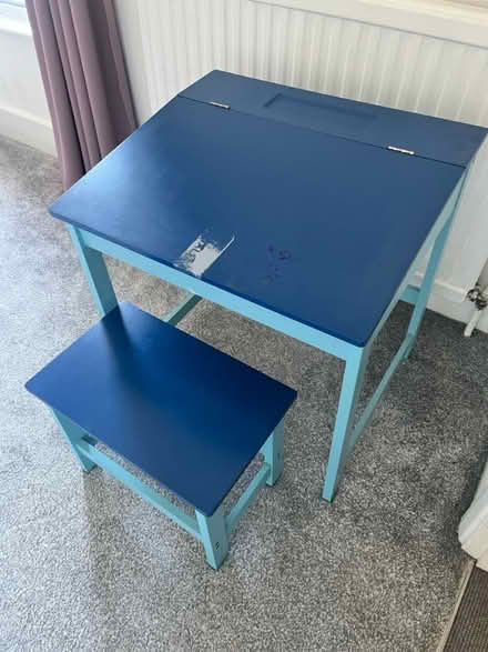 Photo of free Children’s desk (WD3) #1